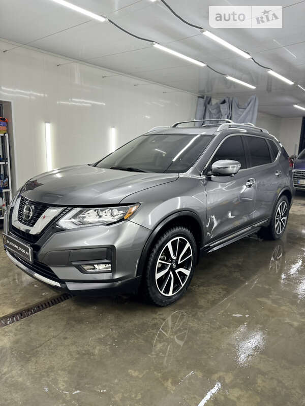 Внедорожник / Кроссовер Nissan Rogue 2019 в Харькове