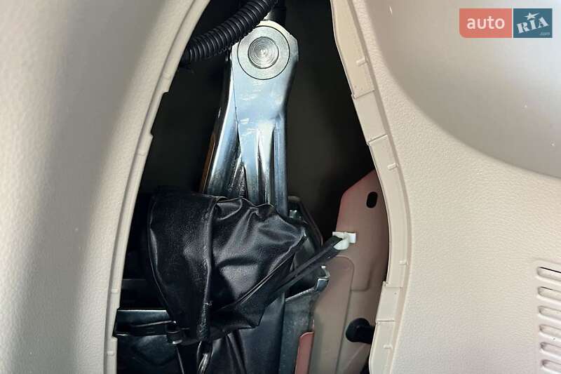 Позашляховик / Кросовер Nissan Rogue 2014 в Хмельницькому