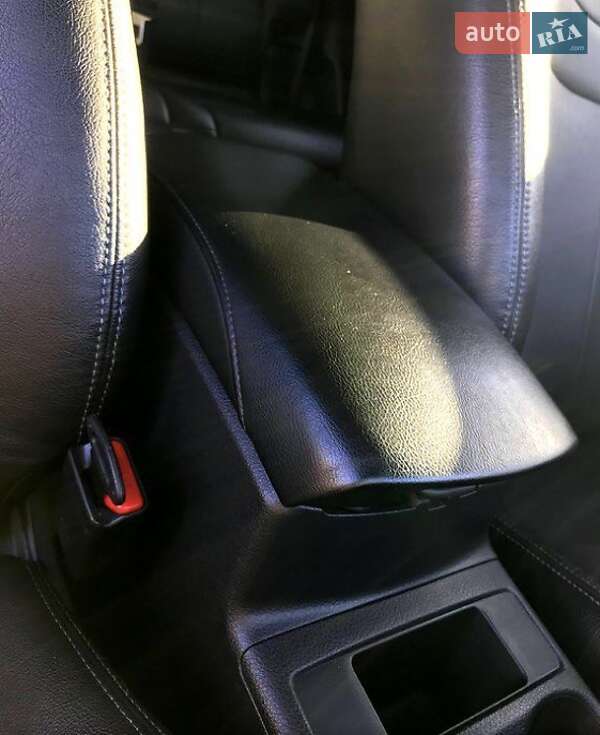 Позашляховик / Кросовер Nissan Rogue 2015 в Черкасах