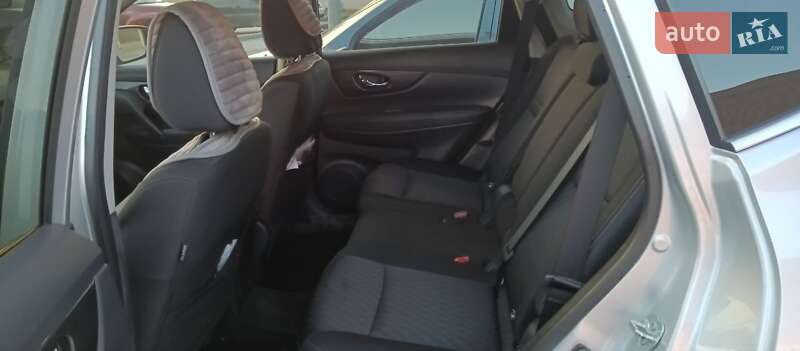 Позашляховик / Кросовер Nissan Rogue 2019 в Запоріжжі