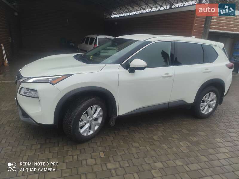 Позашляховик / Кросовер Nissan Rogue 2021 в Києві