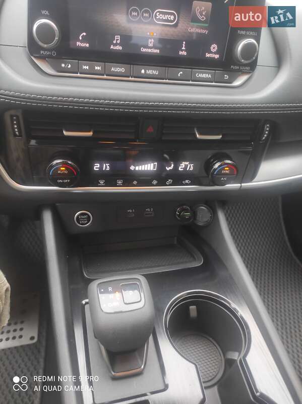 Позашляховик / Кросовер Nissan Rogue 2021 в Києві