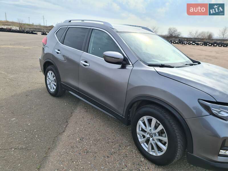 Позашляховик / Кросовер Nissan Rogue 2018 в Одесі