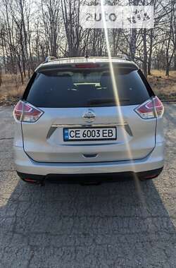 Позашляховик / Кросовер Nissan Rogue 2015 в Кельменцях