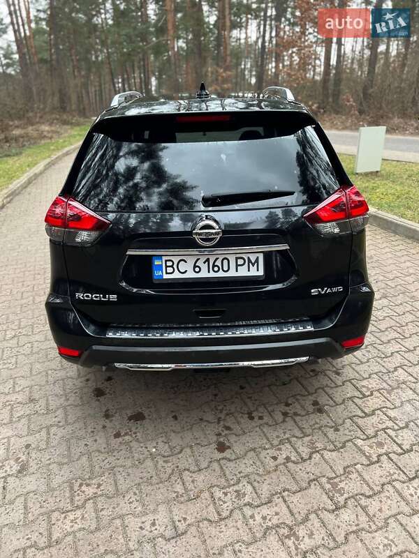 Позашляховик / Кросовер Nissan Rogue 2018 в Львові