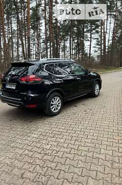 Внедорожник / Кроссовер Nissan Rogue 2018 в Львове
