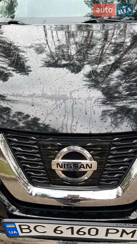 Позашляховик / Кросовер Nissan Rogue 2018 в Львові