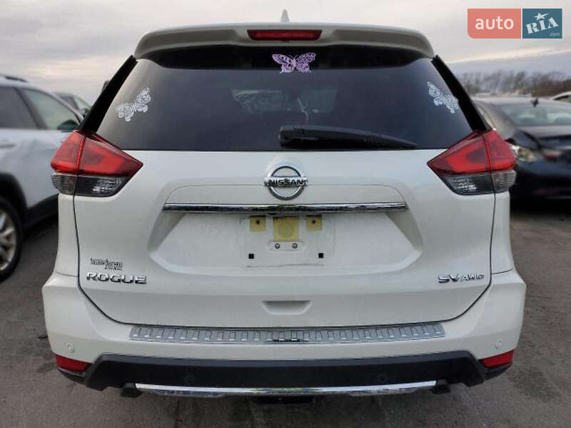 Внедорожник / Кроссовер Nissan Rogue 2019 в Одессе