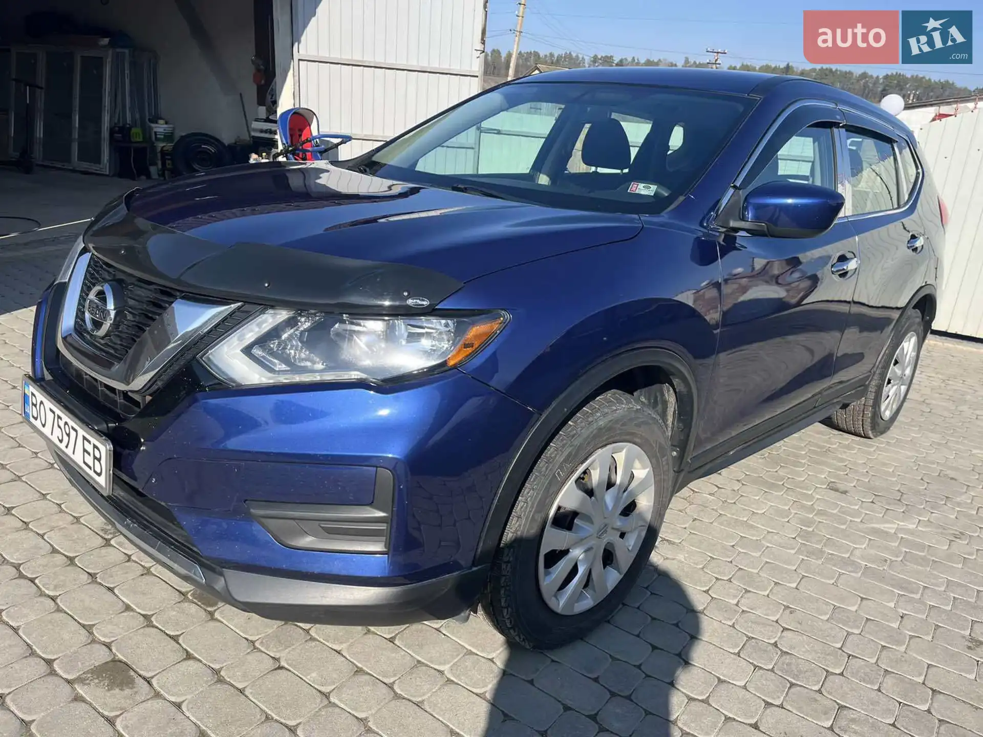 2017 Nissan Rogue - мініатюра 2