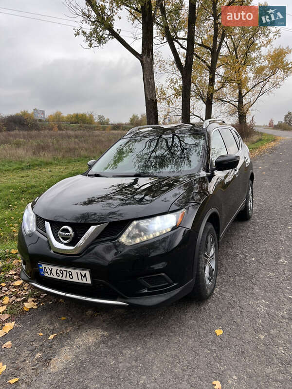 Внедорожник / Кроссовер Nissan Rogue 2016 в Мукачево