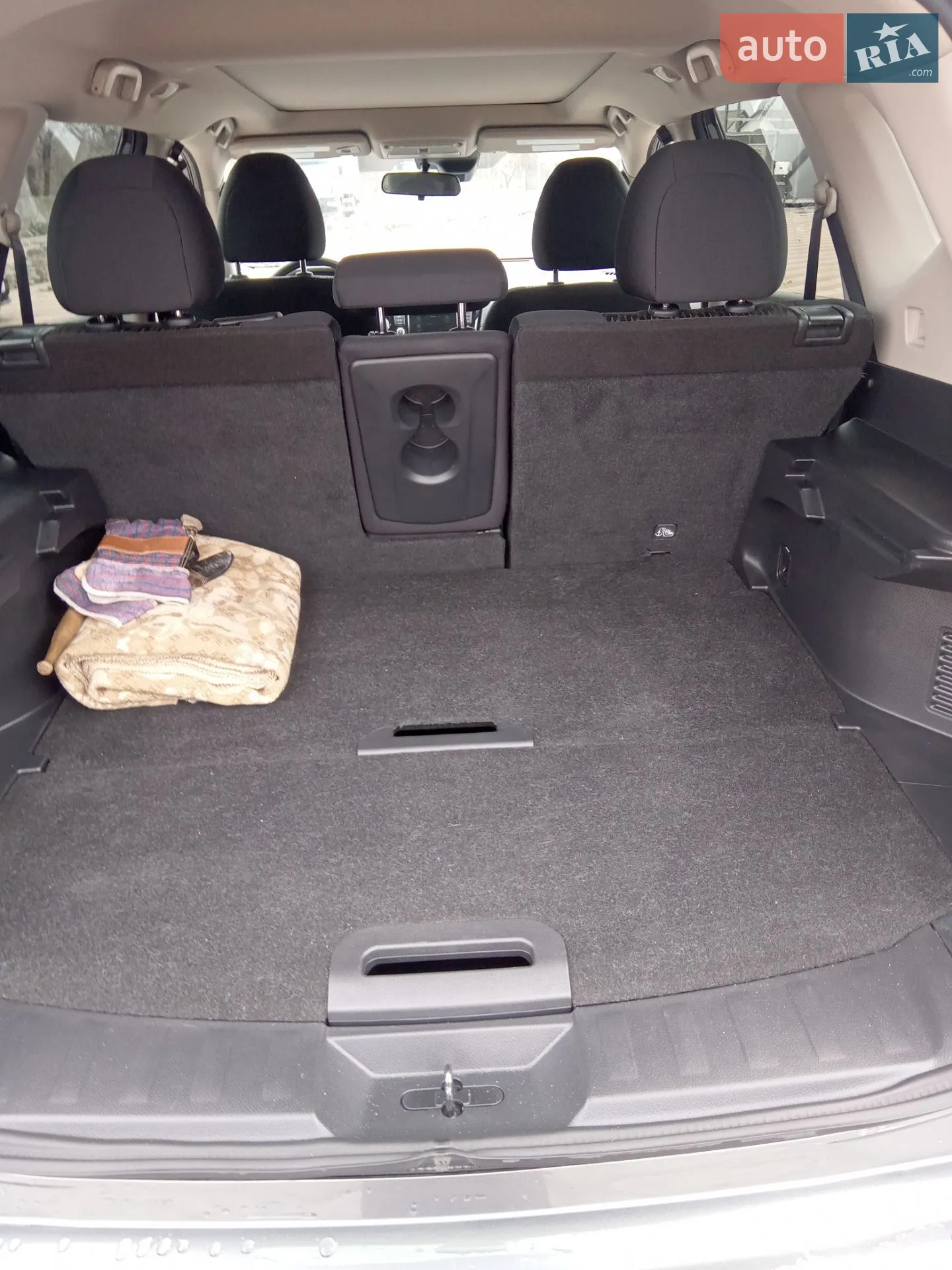 2019 Nissan Rogue - мініатюра 17