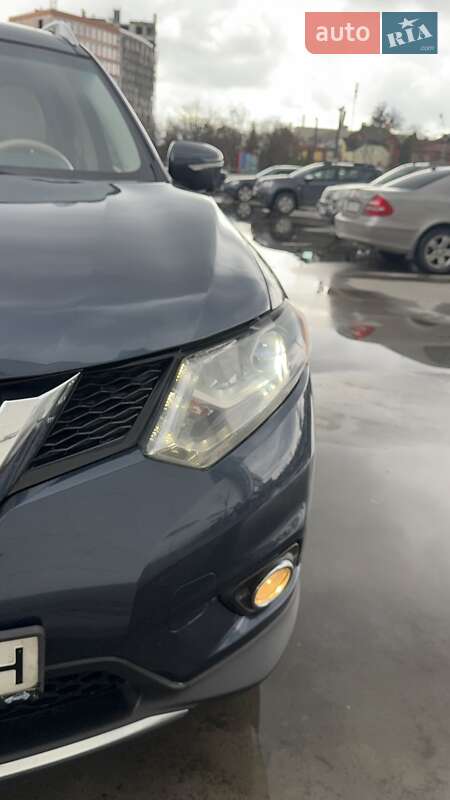 Позашляховик / Кросовер Nissan Rogue 2014 в Харкові