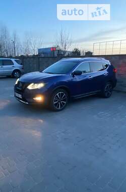 Внедорожник / Кроссовер Nissan Rogue 2019 в Ровно