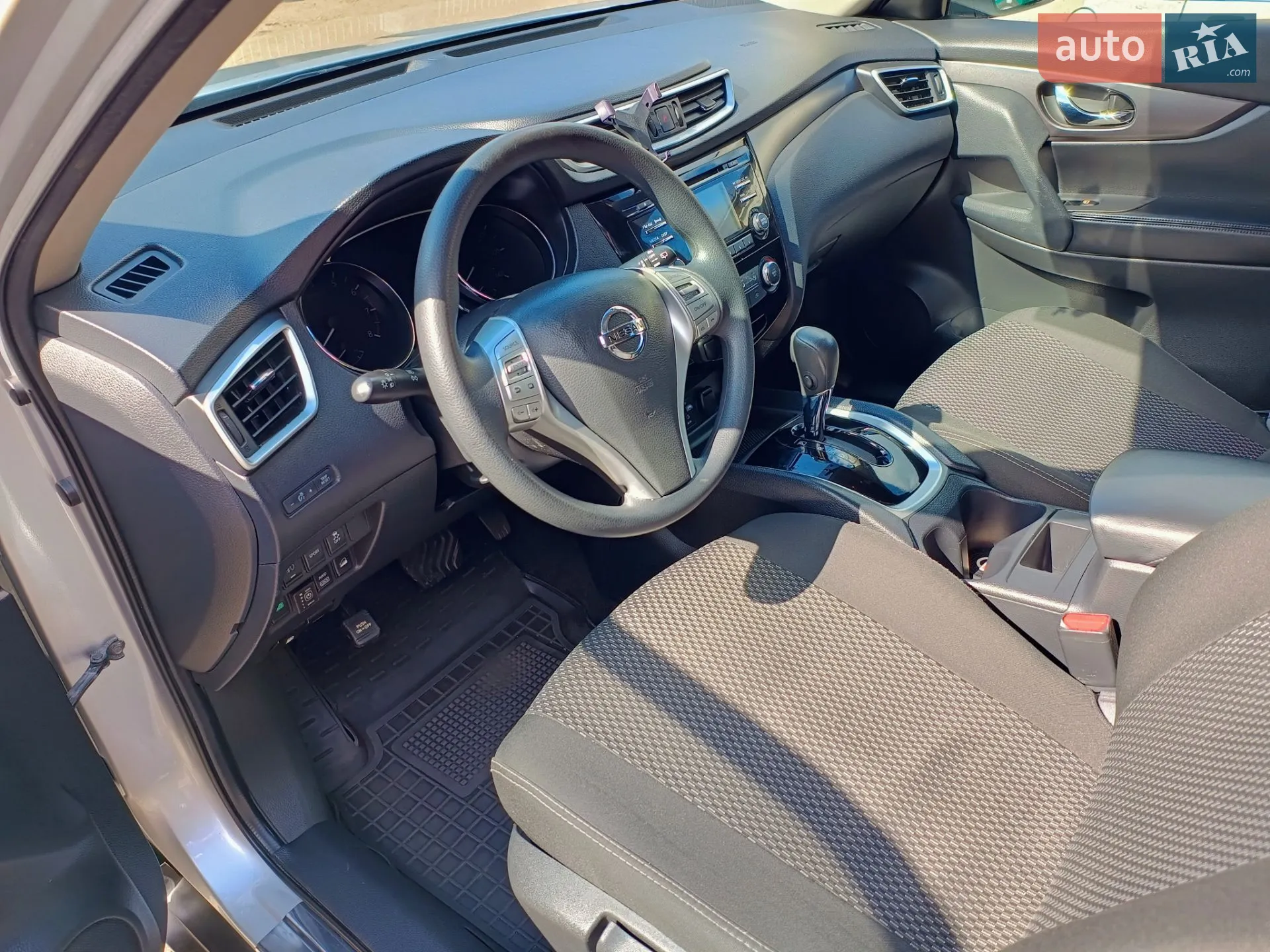 2016 Nissan Rogue - мініатюра 11