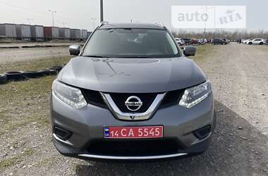 Внедорожник / Кроссовер Nissan Rogue 2016 в Львове