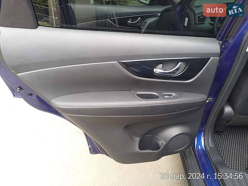 Внедорожник / Кроссовер Nissan Rogue 2019 в Киеве