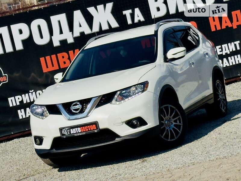Внедорожник / Кроссовер Nissan Rogue 2016 в Харькове