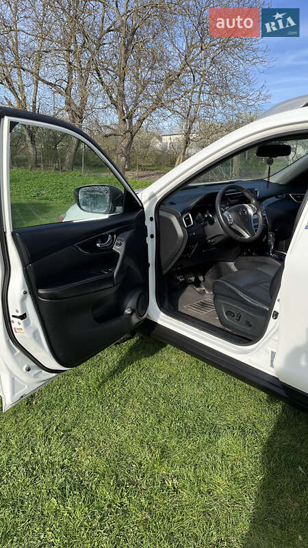 Позашляховик / Кросовер Nissan Rogue 2014 в Львові фото 3 Позашляховик / Кросовер Nissan Rogue 2014 в Львові