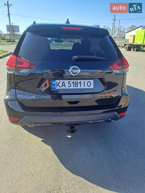 Позашляховик / Кросовер Nissan Rogue 2016 в Києві