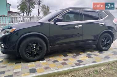 Внедорожник / Кроссовер Nissan Rogue 2015 в Ивано-Франковске