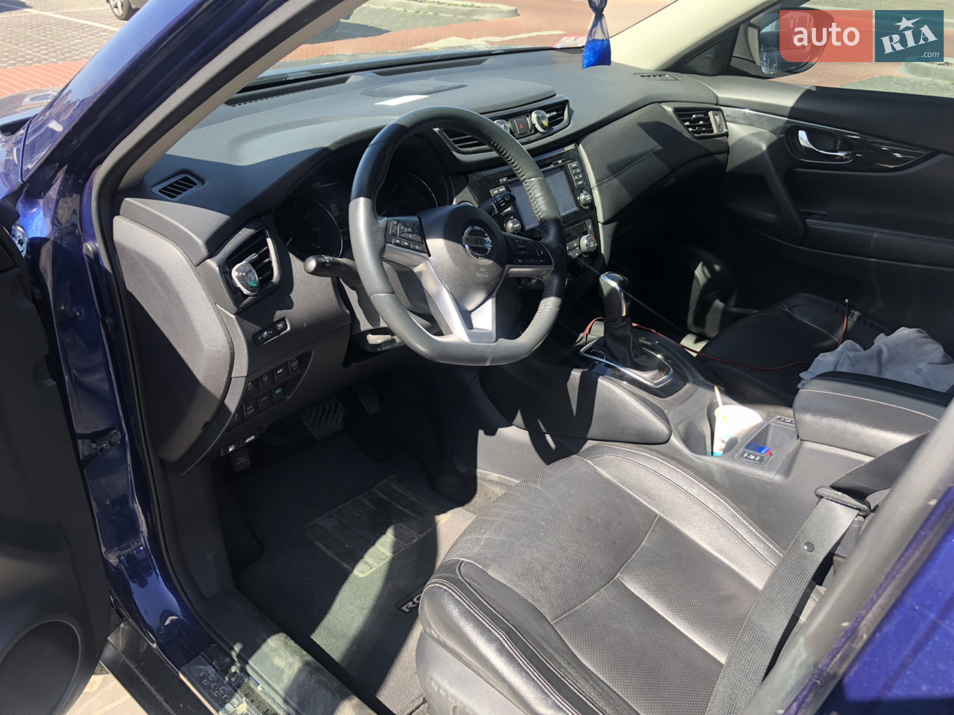 2017 Nissan Rogue - мініатюра 2
