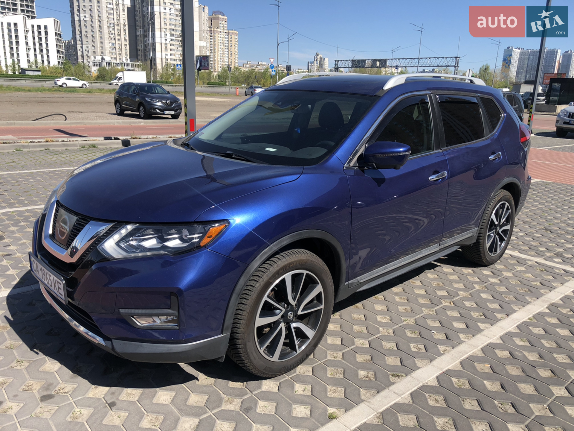 2017 Nissan Rogue - фото 1
