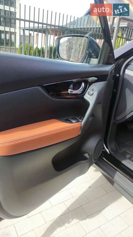 Позашляховик / Кросовер Nissan Rogue 2018 в Кременчуці