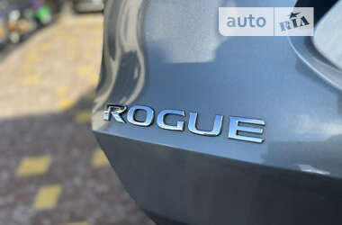 Позашляховик / Кросовер Nissan Rogue 2014 в Сарнах