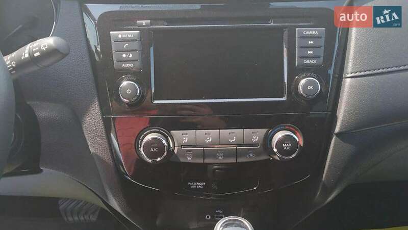 Внедорожник / Кроссовер Nissan Rogue 2019 в Львове