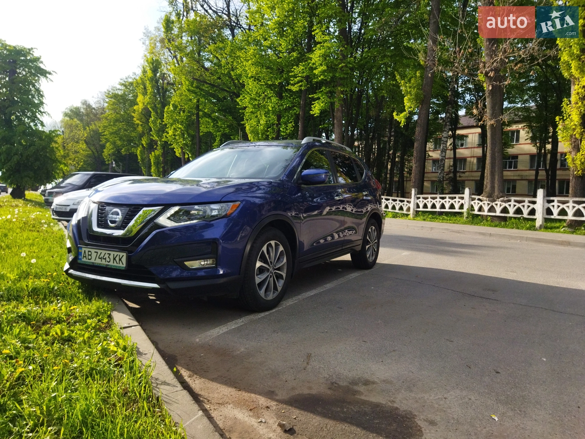 2018 Nissan Rogue - мініатюра 3