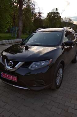 Внедорожник / Кроссовер Nissan Rogue 2015 в Тернополе