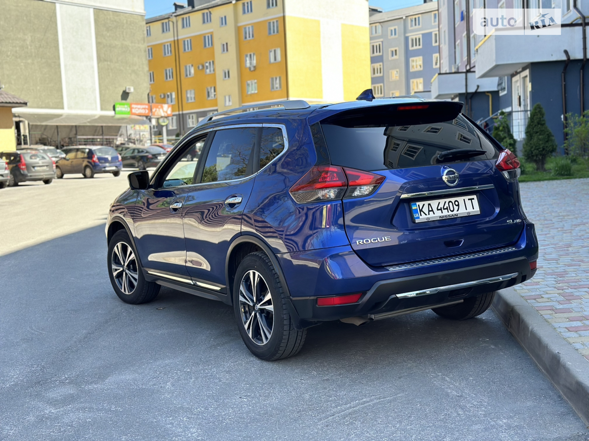 2017 Nissan Rogue - фото 1