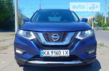 Внедорожник / Кроссовер Nissan Rogue 2017 в Николаеве