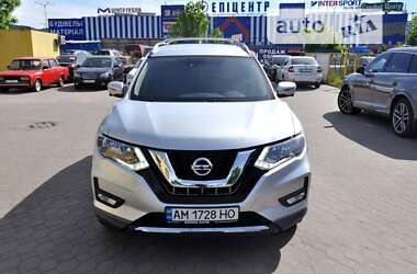 Позашляховик / Кросовер Nissan Rogue 2016 в Львові