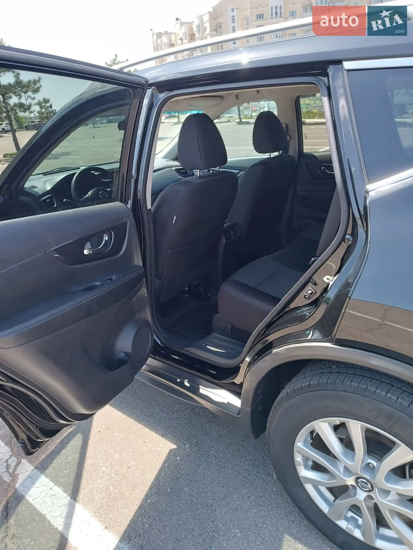 2017 Nissan Rogue - мініатюра 42