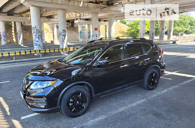 Внедорожник / Кроссовер Nissan Rogue 2017 в Одессе