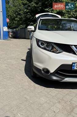 Внедорожник / Кроссовер Nissan Rogue 2017 в 