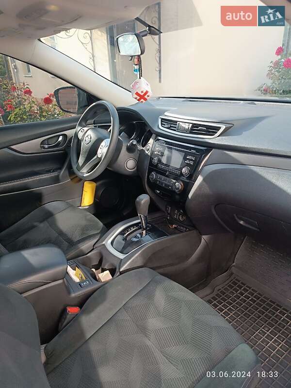 Позашляховик / Кросовер Nissan Rogue 2015 в Шаргороді