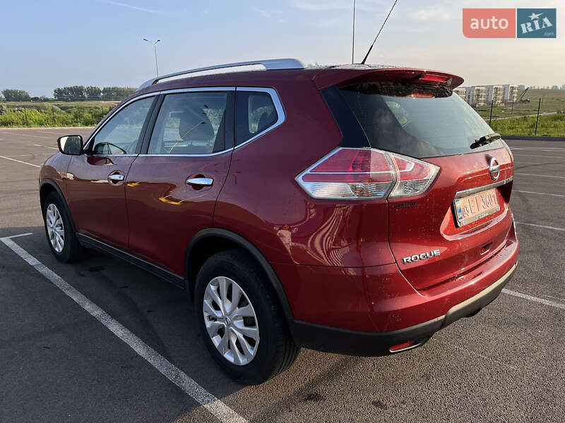 Позашляховик / Кросовер Nissan Rogue 2015 в Рівному