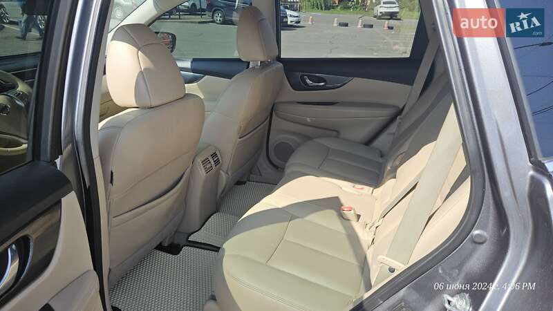 Внедорожник / Кроссовер Nissan Rogue 2014 в Виннице