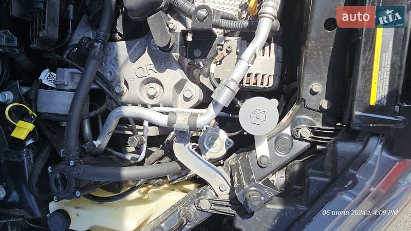 Внедорожник / Кроссовер Nissan Rogue 2014 в Виннице