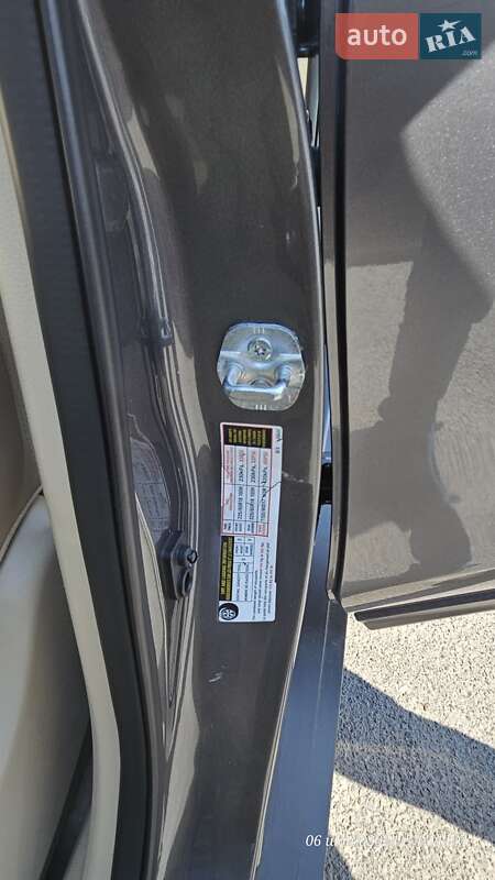 Внедорожник / Кроссовер Nissan Rogue 2014 в Виннице