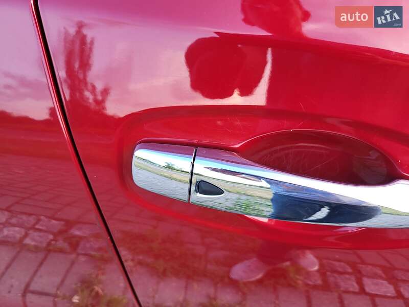 Внедорожник / Кроссовер Nissan Rogue 2017 в Каневе