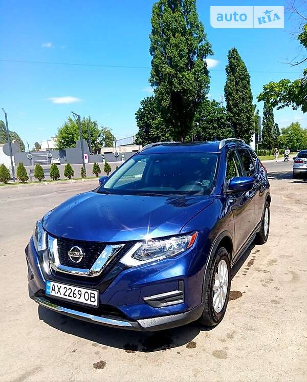 Позашляховик / Кросовер Nissan Rogue 2020 в Харкові