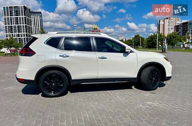 Позашляховик / Кросовер Nissan Rogue 2018 в Львові