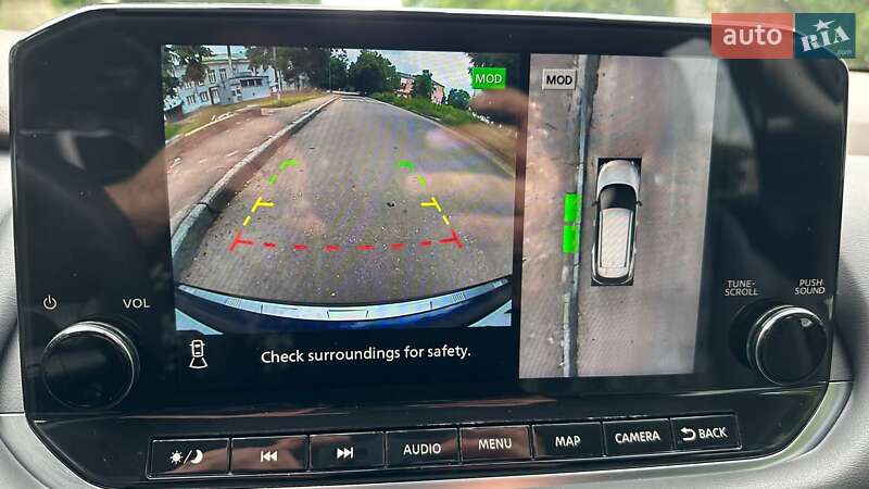 Позашляховик / Кросовер Nissan Rogue 2020 в Коростишеві