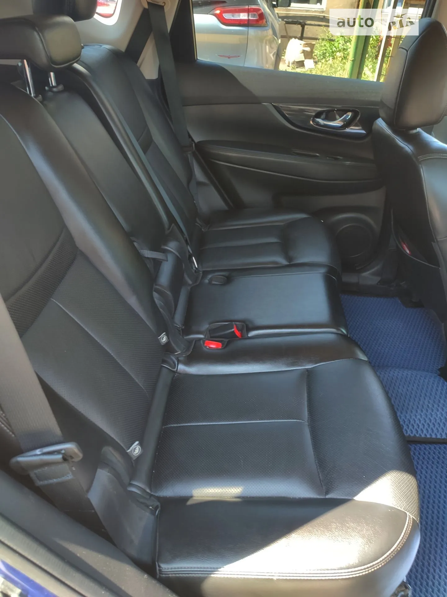 2017 Nissan Rogue - мініатюра 15