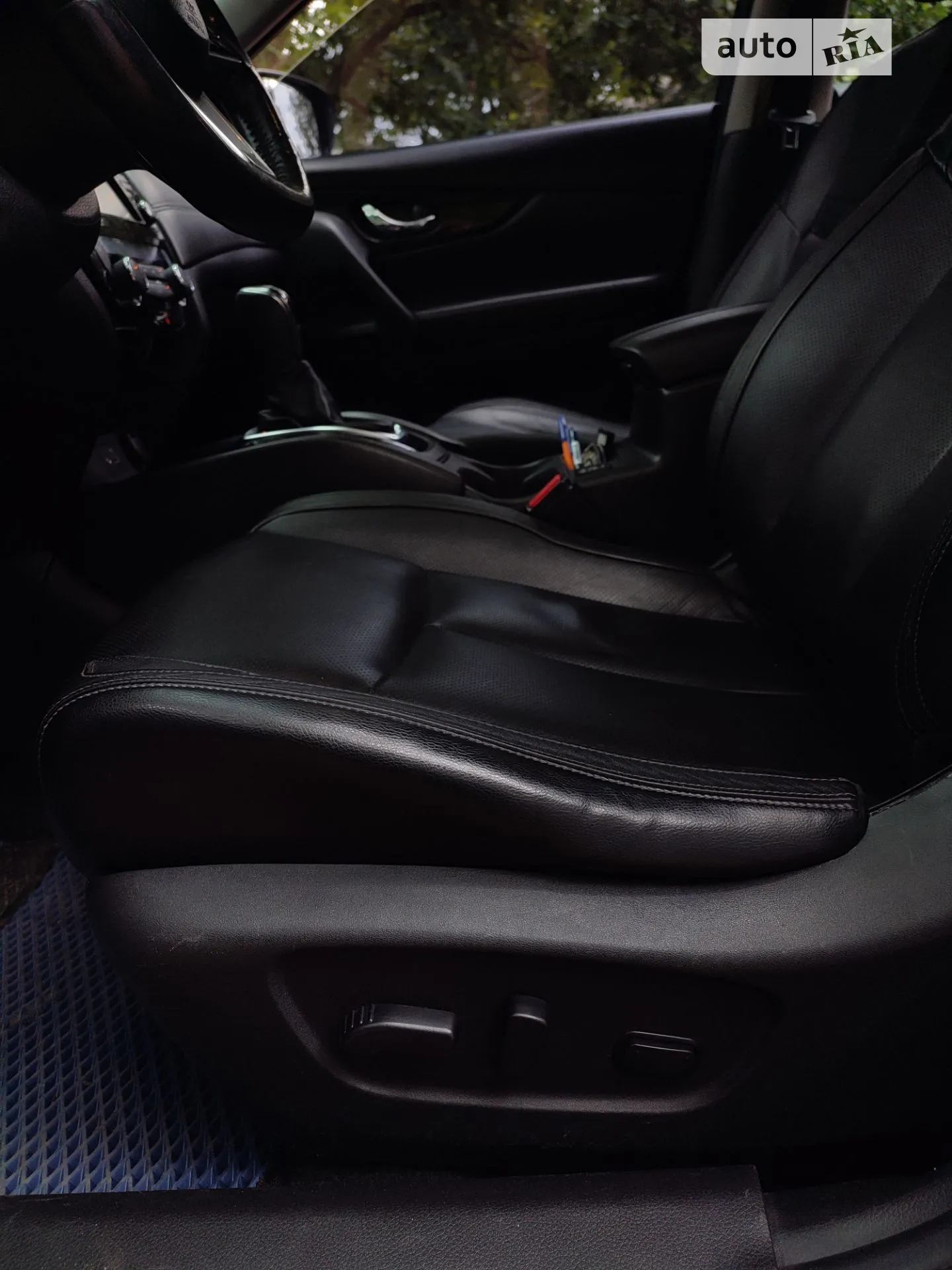 2017 Nissan Rogue - мініатюра 18