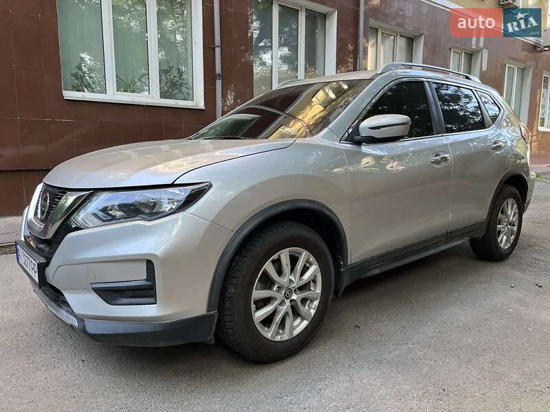 Позашляховик / Кросовер Nissan Rogue 2018 в Вінниці