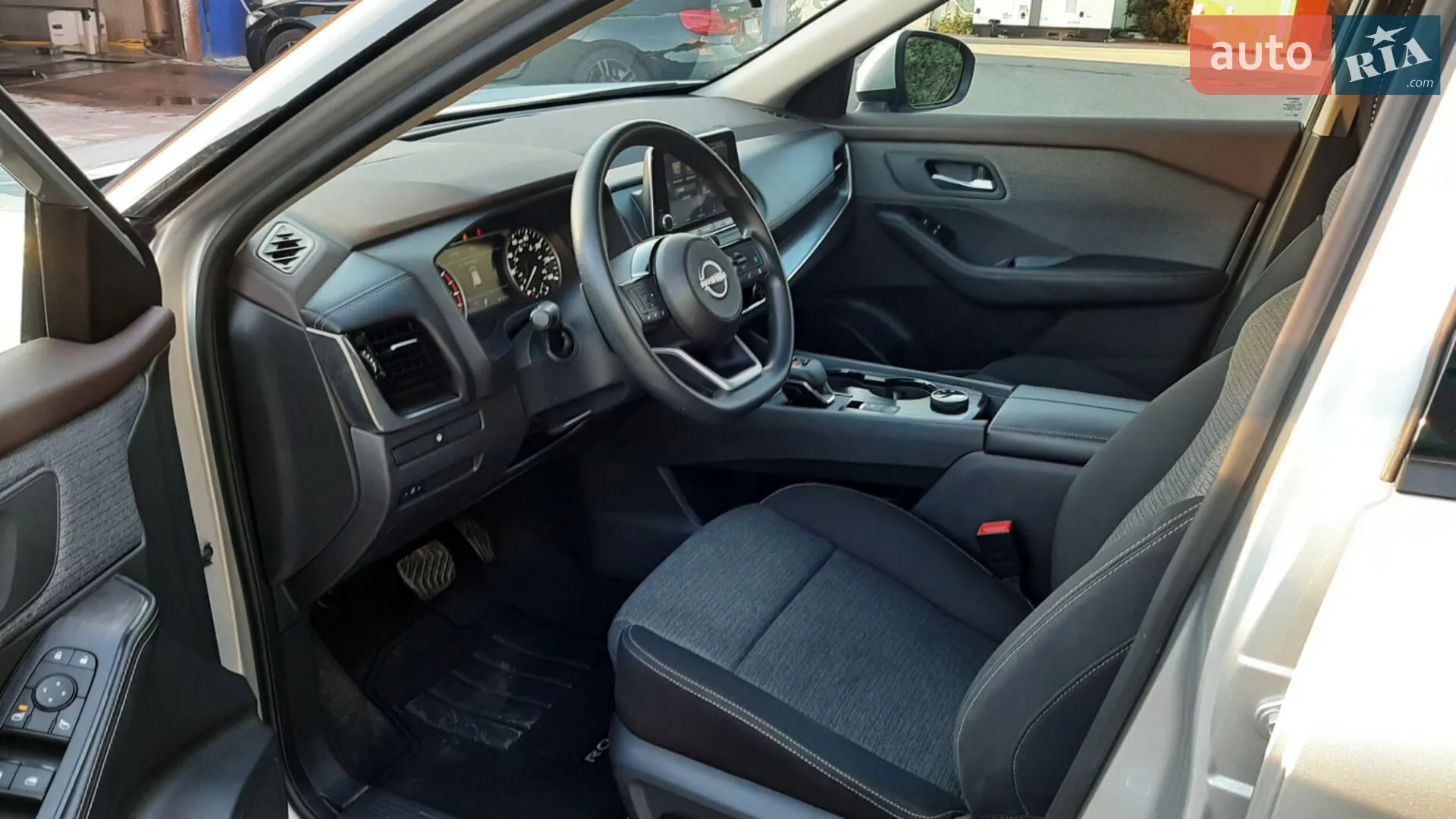 2021 Nissan Rogue - мініатюра 19